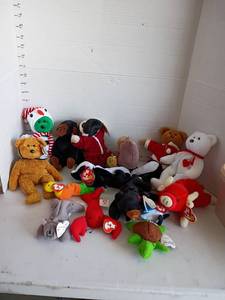 lot 3533 image: Ty Beanie Babies