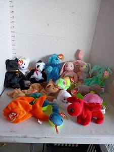 lot 3534 image: Ty Beanie Babies