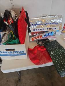 lot 3607 image: Large lot of reusable bags