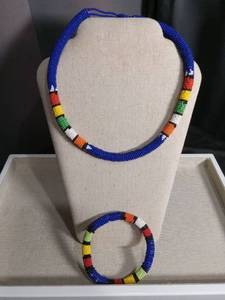 lot 5919 image: Multicolored Beaded Necklace and Bracelet Set