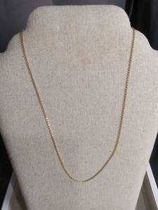 lot 5950 image: Gold Tone Chain Necklace with Lobster Clasp