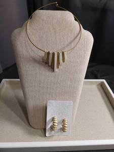 lot 5955 image: Gold Tone Statement Necklace with Matching Hoop Earrings Set