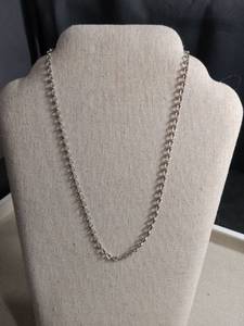 lot 5976 image: Sterling Silver Chain Link Necklace