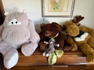 lot 236 image: LARGE Stuffed Animals and a Sock Monkey
