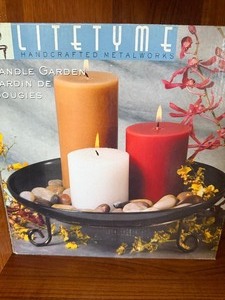lot 246 image: Candle Decor w Box
