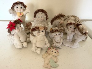 lot 267 image: Dreamsicle Cherubs