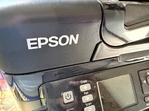 lot 24 image: Epsom Printer w Manual