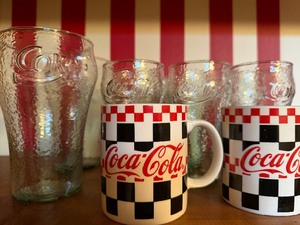 lot 34 image: CocaCola Glasses (2 sizes) and Mugs