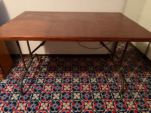 lot 502 image: Folding Table w Wood Top