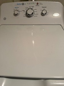 lot 504 image: GE Washing Machine, Model GTW335ASN0WW