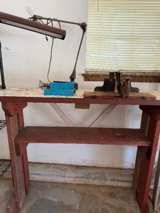 lot 518 image: Work Bench w Attached Saw, Vintage Lamp