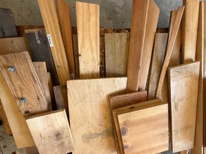 lot 523 image: Wood Pieces from Around the Garage