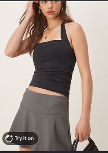 lot 5323 image: Reoria Square Halter Neck Sleeveless Top Large  - Retail $28