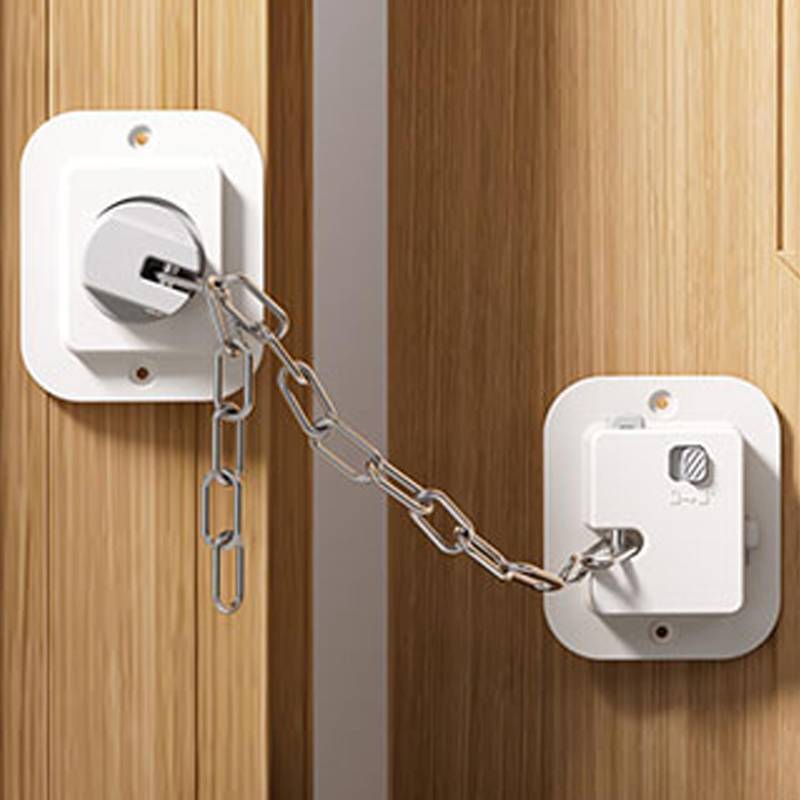 lot 5065 image: NestGuard Child Proof Door Lock with Adjustable Strap, Cat Door Latch 3M Adhesive Safety Locks for Baby, Dementia & Pets, No Tools Needed 1 Pack - Retail $20