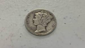lot 4 image: 1943-D Mercury Silver Dime Coin 90% Silver