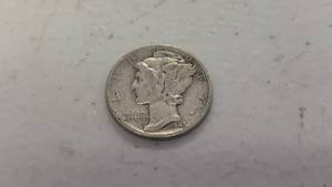 lot 7 image: 1945 Mercury Silver Dime Coin 90% Silver