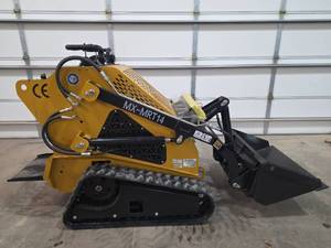 lot 5525 image: AGT MX-MRT14 Stand-On Mini Skid Steer Track Loader with 32 in. Bucket