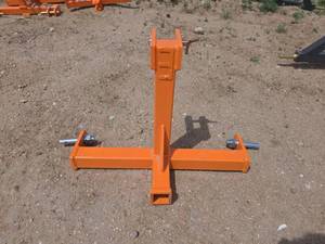 lot 5748 image: Wolverine QC3-26-14G 3-Point Hitch Quick Coupler Adapter