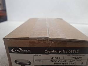 lot 67700 image: Ultra Hardware Cabinet Knob