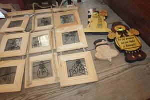 lot 1243 image: Christmas Wood Crafts and More