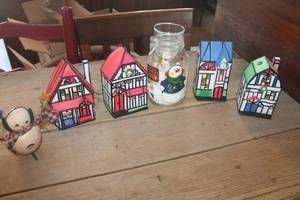 lot 1248 image: Christmas Dcorations