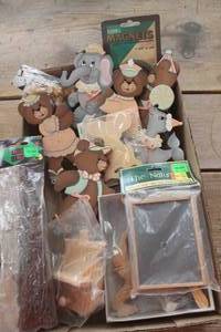 lot 1284 image: NIP Wood Craft Pieces and More