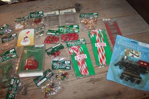 lot 1301 image: NIP Christmas Ornament and More