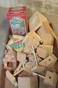 lot 1347 image: Wood Craft Bird Houses and More