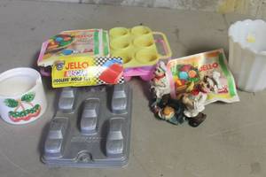 lot 1360 image: Misc. Kitchen Items