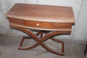 lot 1366 image: Sofa Table 32 w x 29 tall x 13 deep