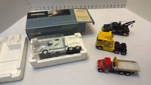 lot 1012 image: Franklin Replicas Volvo transportation cab only in original box, Tonka and more