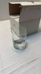 lot 1049 image: Swift glasses set of 4 new in box