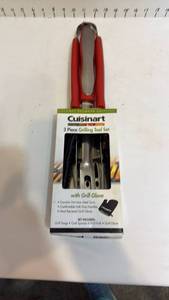 lot 1100 image: Cuisinart 3 pc grilling tool set new in box