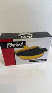 lot 1102 image: Parini oval bakeware new in box