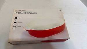 lot 1114 image: Sharper Image 10inch ceramic oval baker new in box
