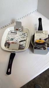 lot 1139 image: Frigidaire grill pan and sauce pan new in pkg