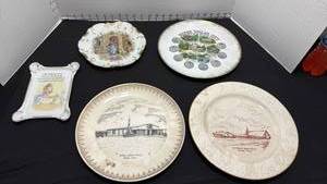 lot 1369 image: Collectible plates and Precious Moments small tray