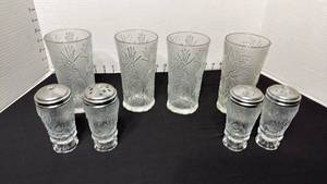 lot 1415 image: Tiara Exclusives glass tumbler Ponderosa Pine pattern with shaker bottles