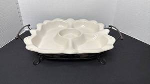 lot 1418 image: Celebrating Home stoneware dish with tray