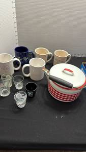 lot 1443 image: Tea pot, coffee cups and shot glasses