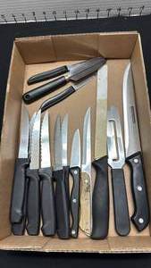 lot 1451 image: Knives