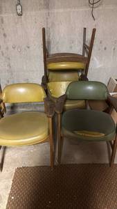 lot 2105 image: Set of 4 Mid Century Modern chairs one needs repaired located in basement