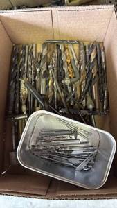 lot 3035 image: Drill bits