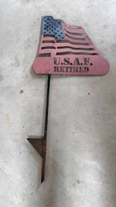 lot 3098 image: USAF Retired metal sign and stake approx 4 ft
