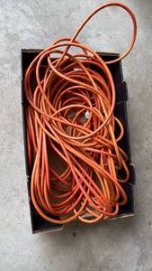 lot 3224 image: Extension cord