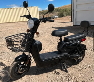 lot 6167 image: Unused SDLANCH Two-Wheeled Electric Vehicle (IREV) Assorted Colors-First Come First Pick