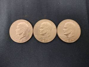 lot 61536 image: Set of 3 1977 U.S. Eisenhower dollar coin - Mint D
