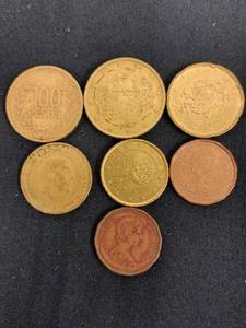 lot 61542 image: Set of 7 Foreign Coins