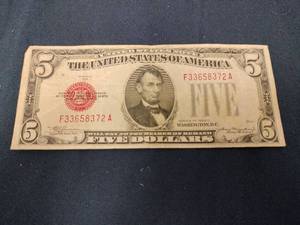 lot 61594 image: 1928 C Red Seal 5 Dollar Bill