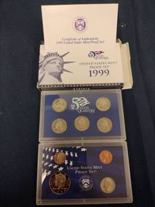 lot 61625 image: 1999 50 State Quarters United States Mint Proof Set